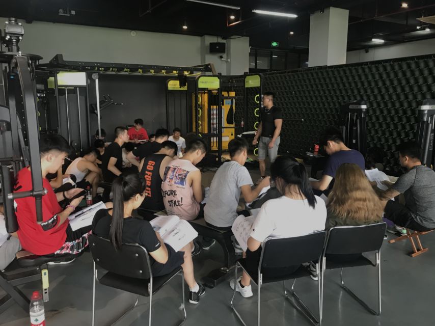杭州高菲健身_杭州健身女_杭州健身女网红