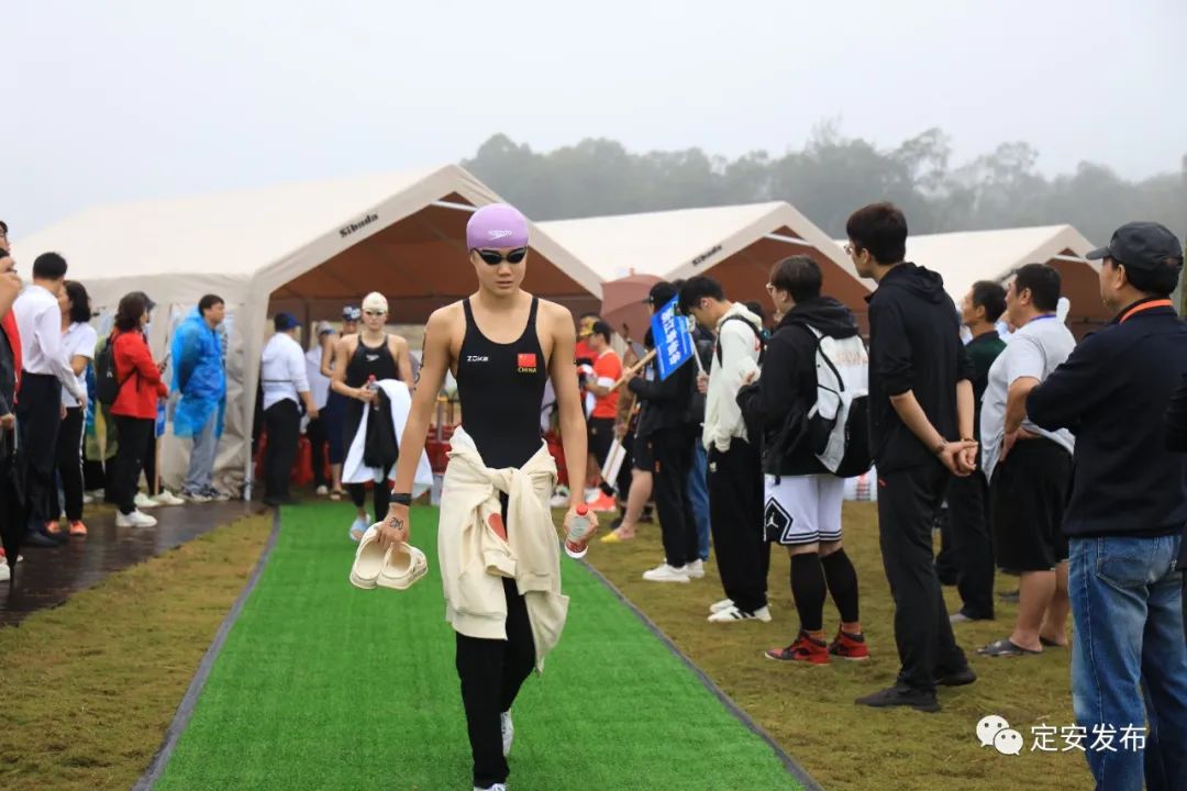 马拉松游泳冠军_马拉松游泳冠军赛成绩_马拉松游泳冠军赛视频