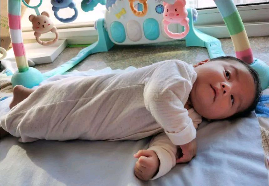 婴儿健身架_婴儿健身架玩多久合适_婴儿健身架组装视频
